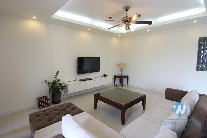 Beautiful apartment with 02 bedrooms for lease in Tay Ho.